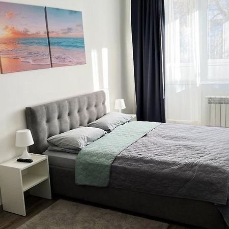 Grey & White Apart Vinnytsia Exterior foto